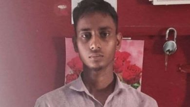 Photo of ये सिर्फ हवस का भूखा, इंसानी शकल में भेड़िया है, दो बहनों से दुष्कर्म के बाद अपनी मां को भी नहीं बख्शा, पढ़िए इसके शैतानी करतूत