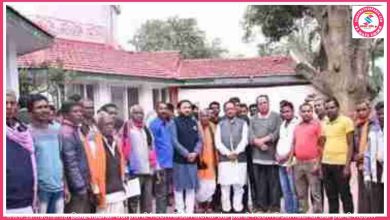Photo of गाँव के लोग आए… जन्मदिन की बधाई देने जब अपने आए तो सीएम साय ने भावुक होकर क्या कहा? पूरी खबर पढिए