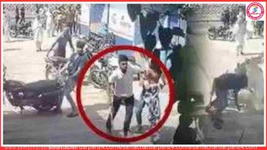 Photo of जबरन पिलाई शराब फिर नंगा कर की पिटाई और कार के नीचे रौंद डाला… हिला देगी पूरी खबर