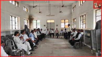 Photo of अधिवक्ता संघ की आपात बैठक में बद्री प्रसाद वर्मा बने एल्डर्स कमेटी के चेयरमैन, जल्द होंगे चुनाव