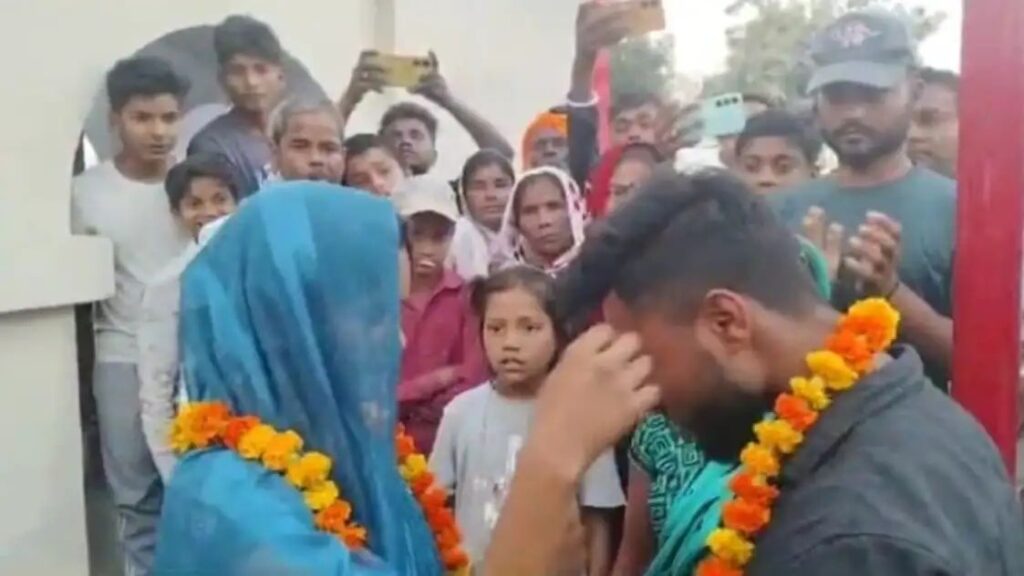 संत कबीरनगर में महिला ने पति और बच्चों को छोड़कर प्रेमी से शादी की, पति ने खुद कराई शादी