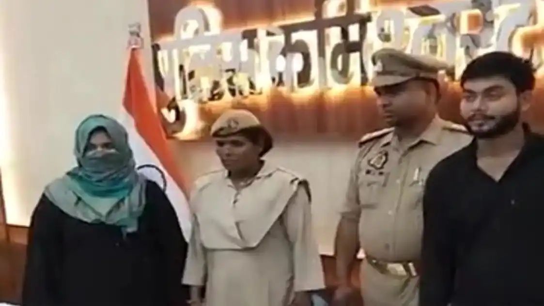 प्रयागराज पुलिस ने चोरनी प्रेमिका और उसके प्रेमी को चोरी के आरोप में गिरफ्तार किया