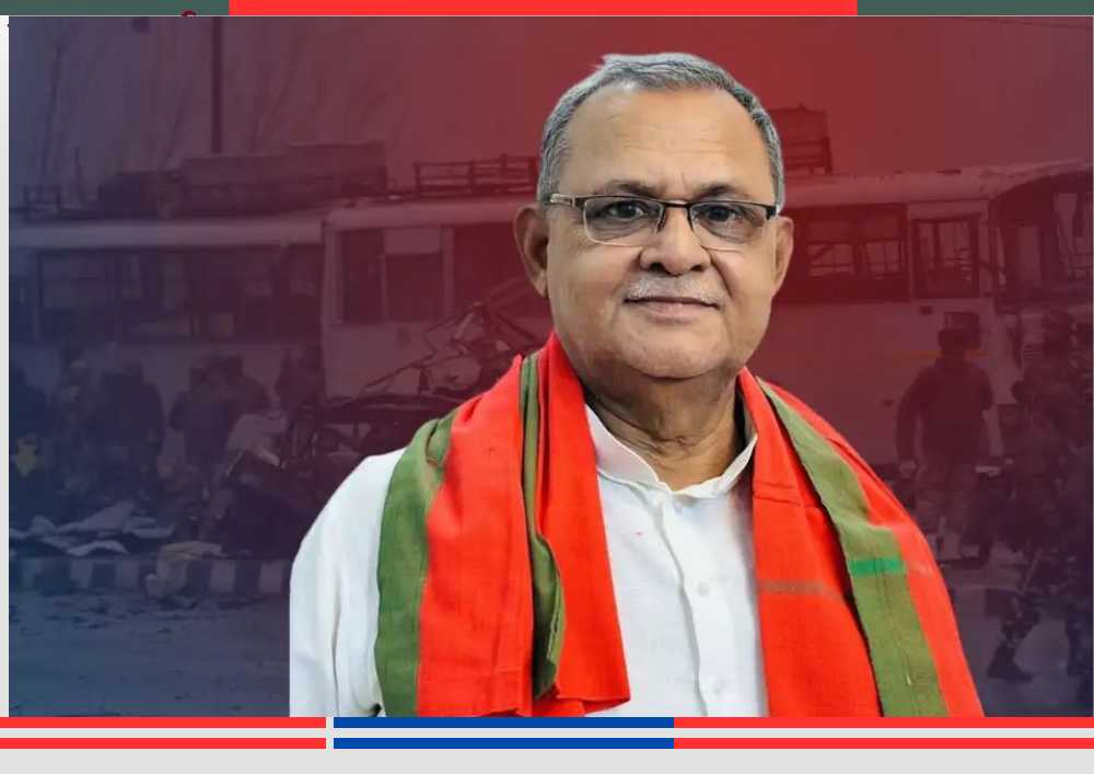 समाजवादी पार्टी नेता सनातन पांडे की तस्वीर, जिन्होंने पुलवामा हमले को लेकर बीजेपी पर गंभीर आरोप लगाए