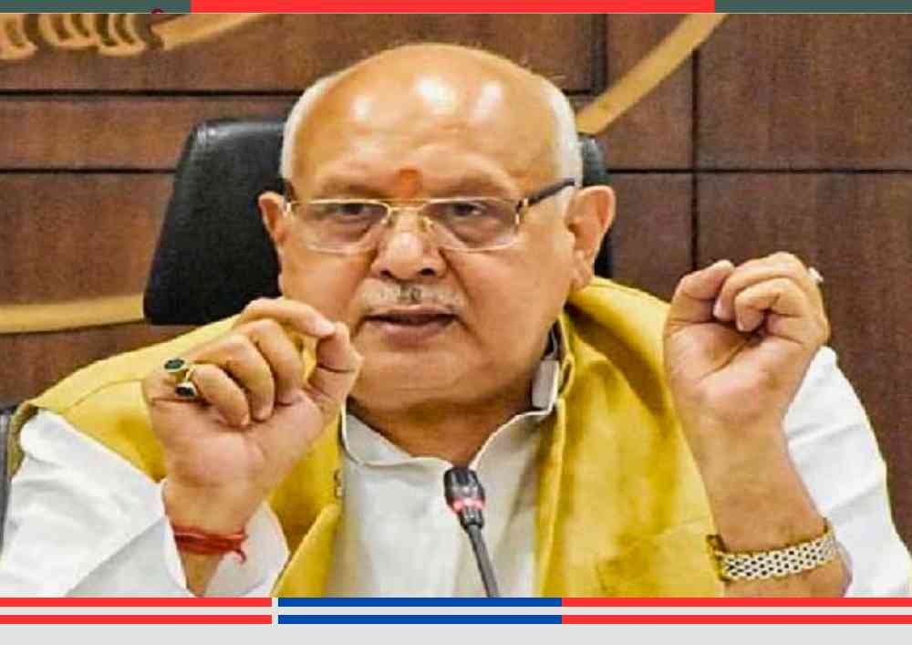 ग्रामीण विकास कार्यक्रम में संबोधित करते उत्तर प्रदेश के कृषि मंत्री सूर्य प्रताप शाही।