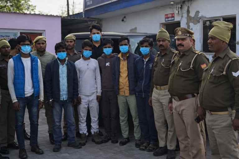 लखनऊ में थार गाड़ी से लिफ्ट देकर लूट करने वाले गिरोह के सात आरोपी पुलिस गिरफ्त में